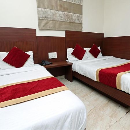 Hotel Toto International Dx New Delhi Ngoại thất bức ảnh