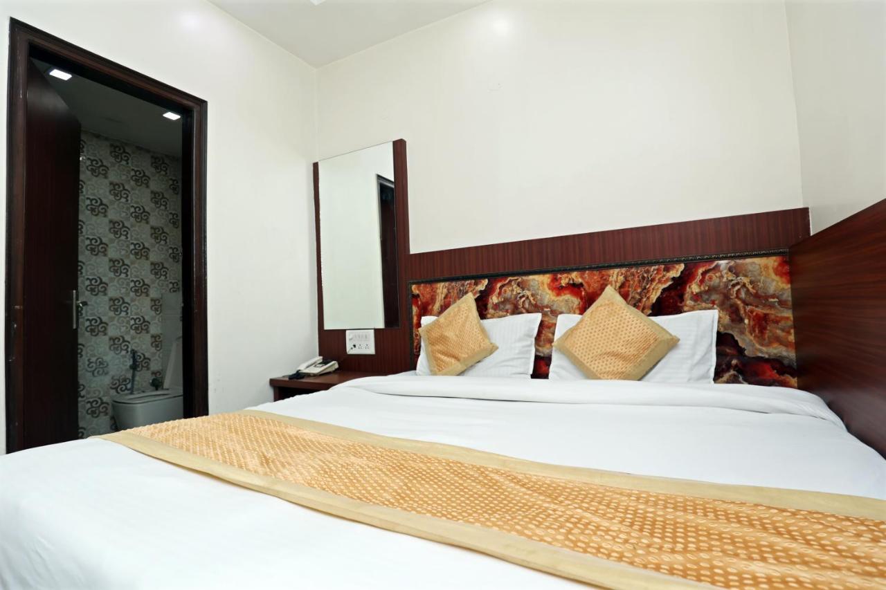Hotel Toto International Dx New Delhi Ngoại thất bức ảnh