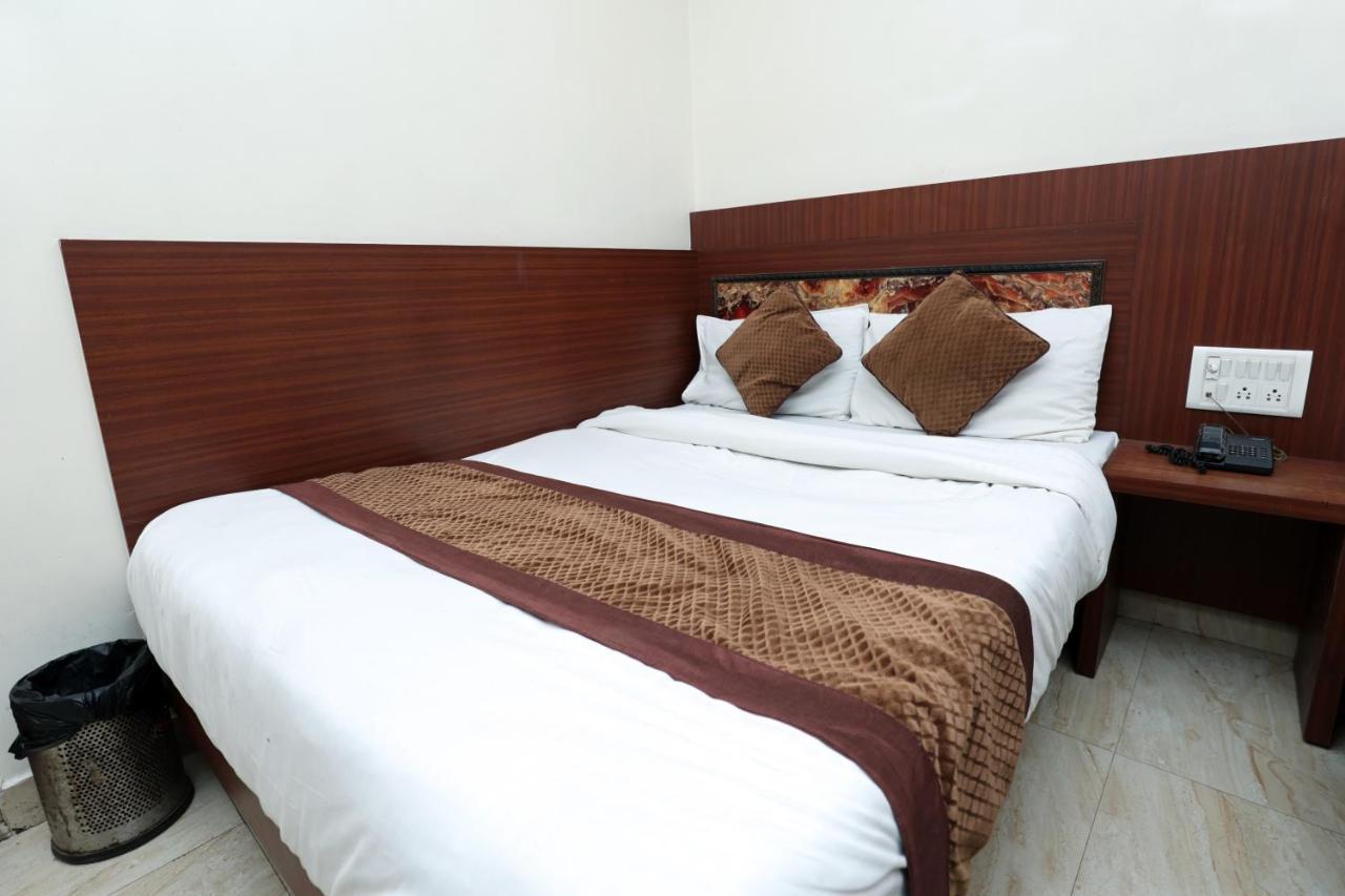 Hotel Toto International Dx New Delhi Ngoại thất bức ảnh
