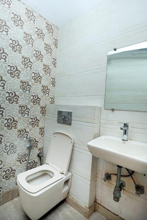 Hotel Toto International Dx New Delhi Ngoại thất bức ảnh